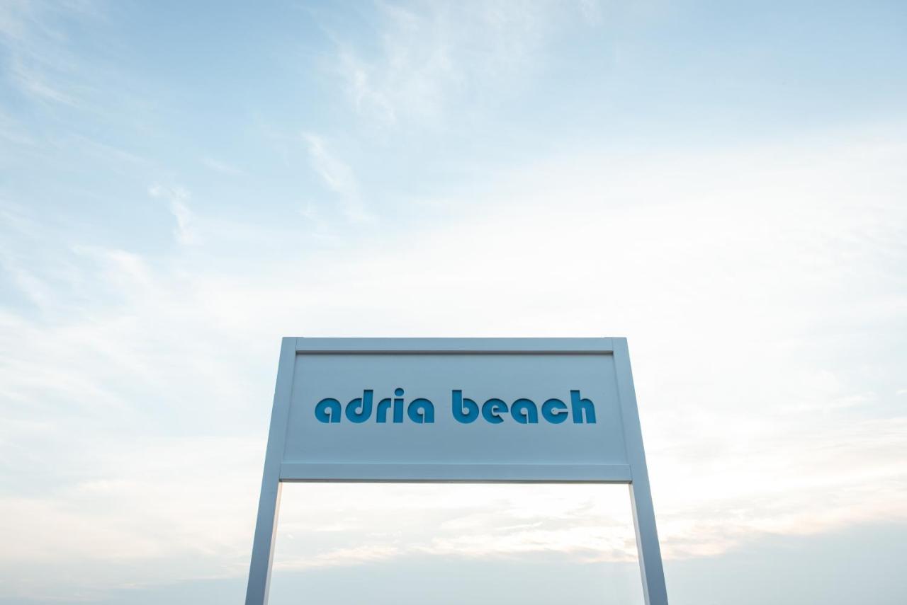 Adria Beach Hotel Alba Adriatica Bagian luar foto